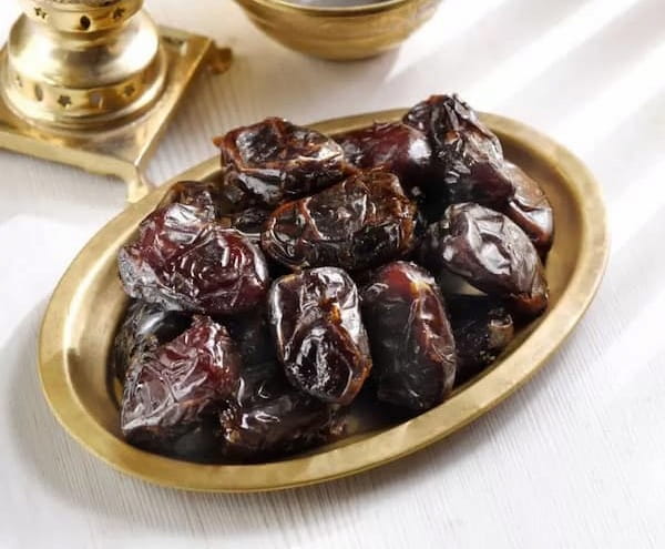 تصویر 1 از خرما عسلی کبکاب پرانرژی و مغذی برای مصرف روزانه